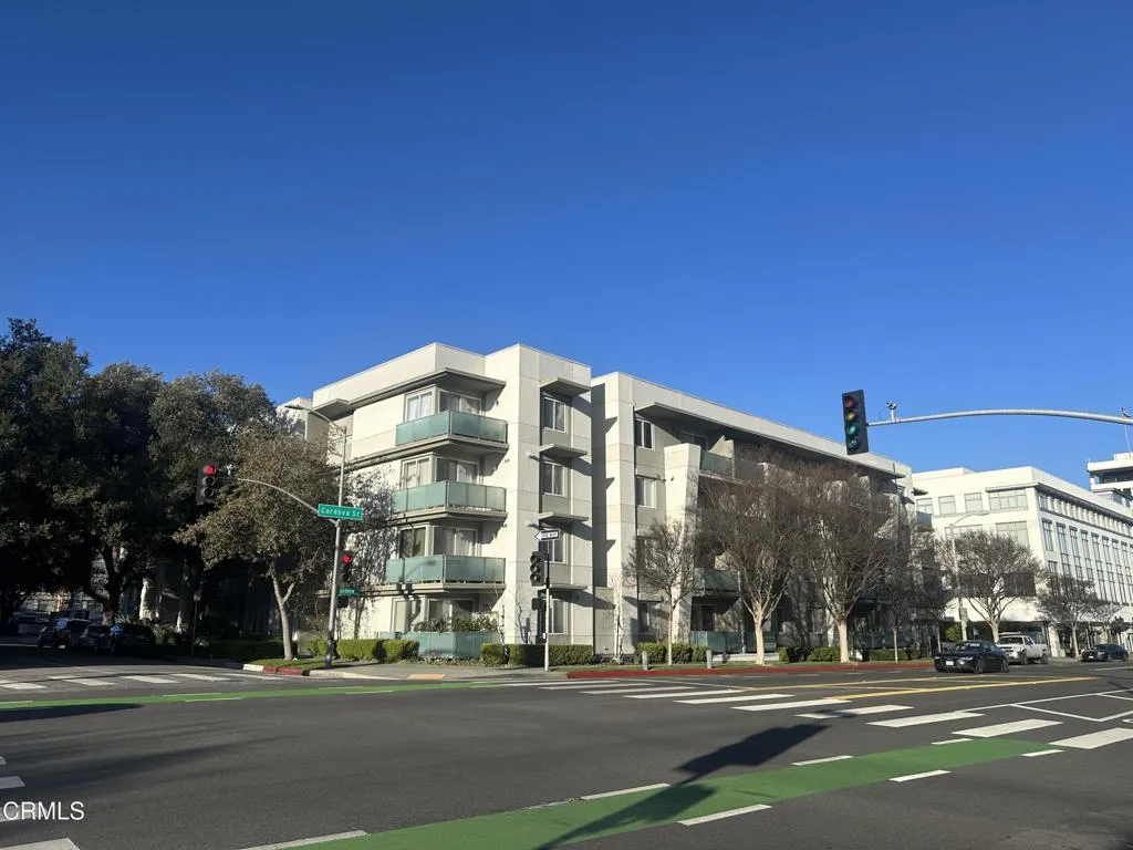 160 S Hudson Avenue 215, Pasadena, California 91101 home-pic-10